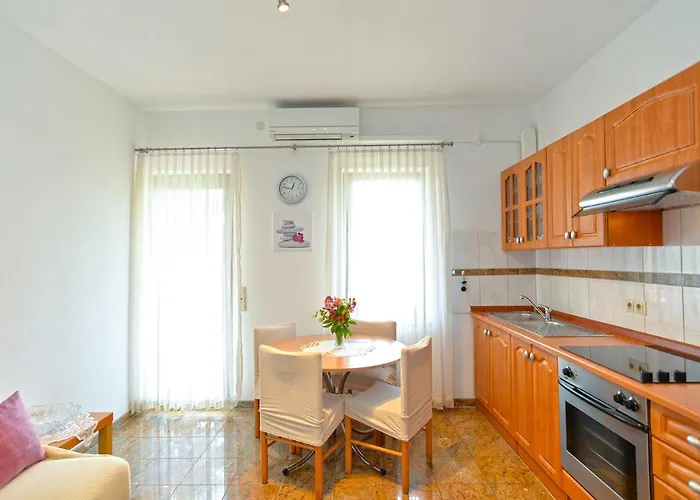 336 * Poreč