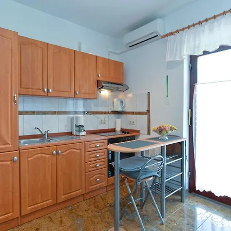 336 Apartment Porec
